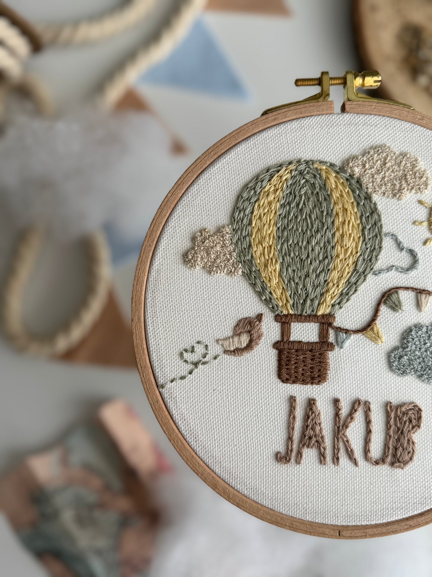 Vyšívací sada - Ballon & Name - April